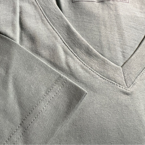 NWT Eddie Bauer V-Neck Short SleeveTee 100% Cotton Tall 3XL - Picture 3 of 6